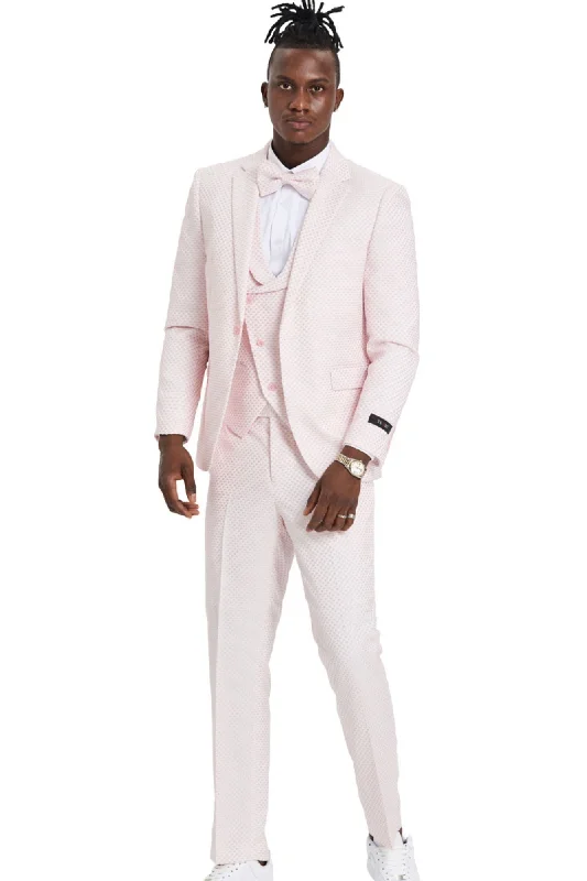 Whimsical Collection: Men's Polka-Dot 3-Piece Suit In Pink - Slim Fit