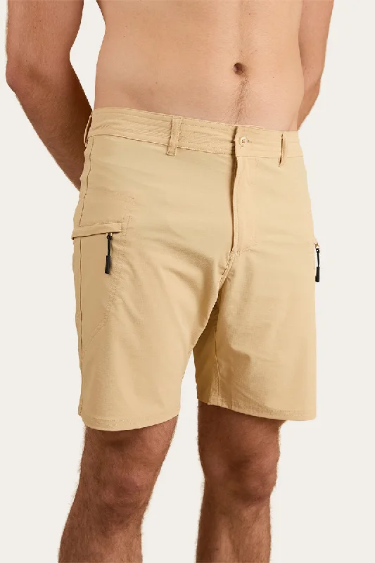 Men's Pants with SuspendersHillston Mens Hybrid Short - Dark Sand