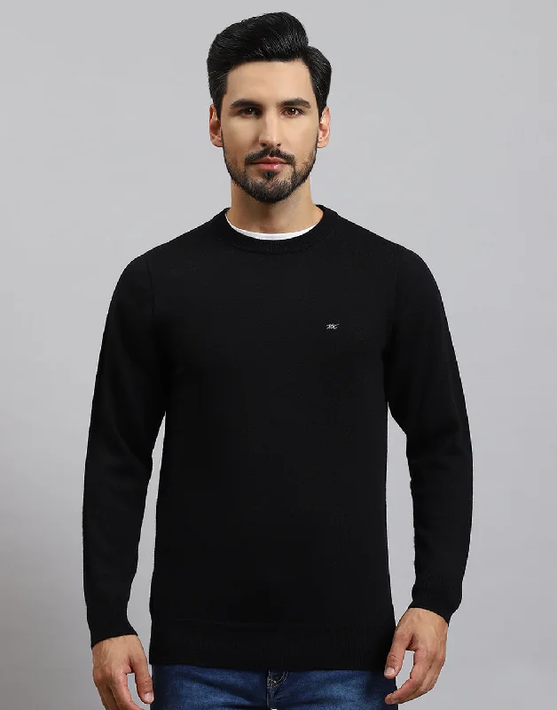 Men's Sweaters with Three-Quarter SleevesMen Black Solid Round Neck Full Sleeve Pullover