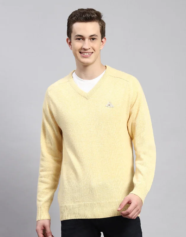 Men's Sweaters with High-Neck DesignsMen Yellow Solid V Neck Full Sleeve Pullover