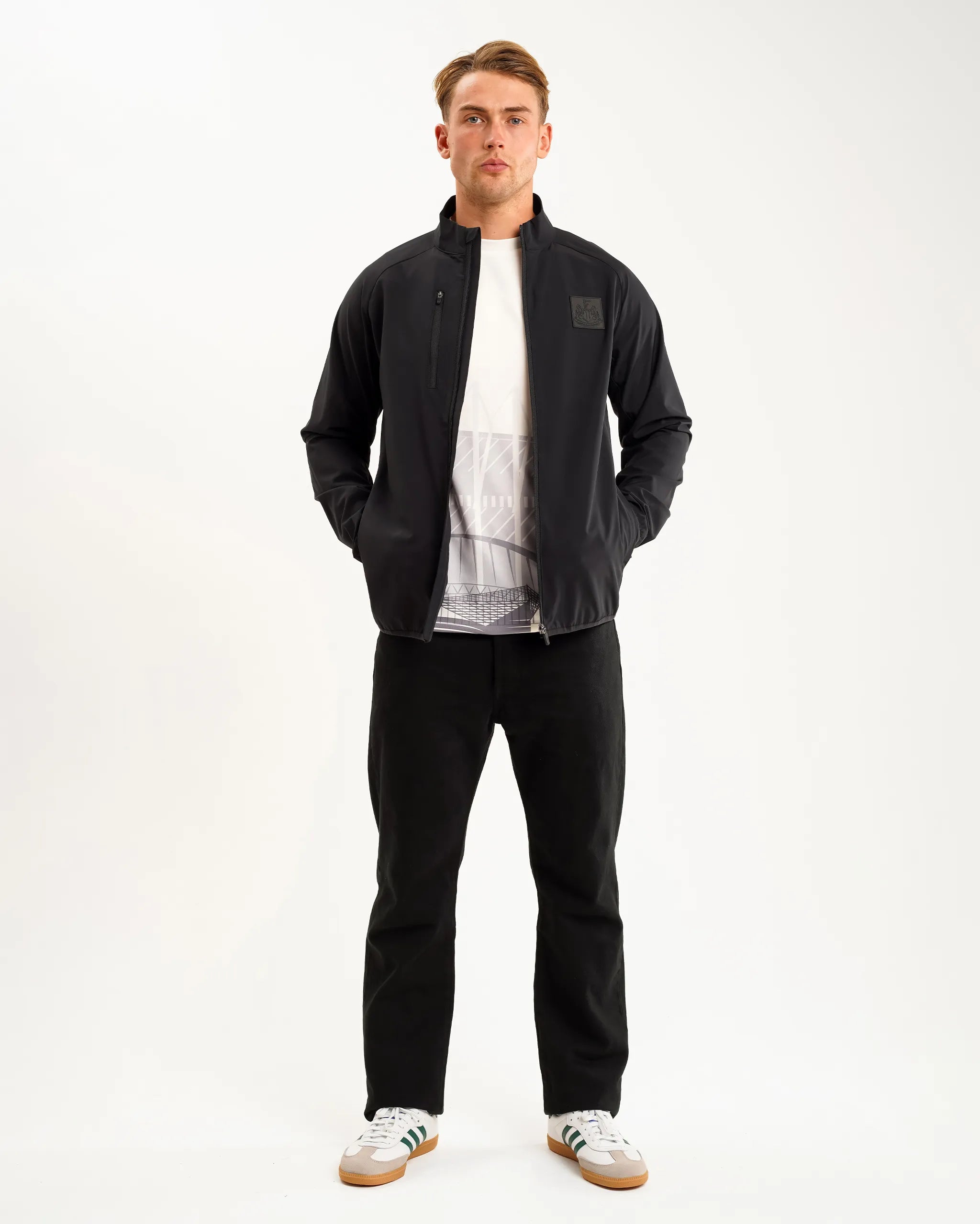 Men's Coats with Wind-Resistant FabricNewcastle United Men's Black Raglan Jacket