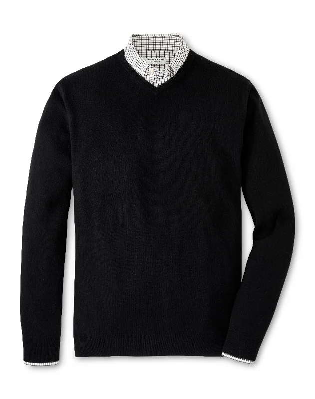 Men's Sweaters with Contrast TrimPeter Millar Crown Heritage Cashmere V-Neck Sweater in Black