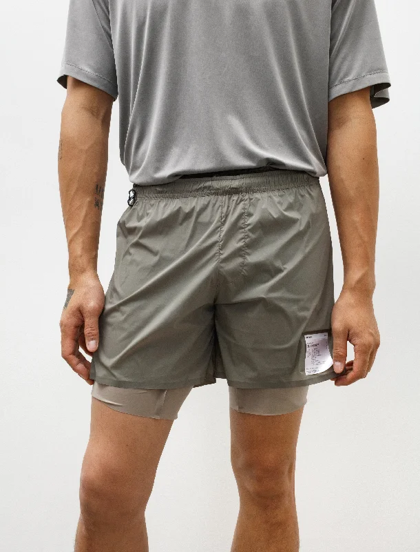 Stylish Men's Cargo PantsTechsilk 8" Shorts Vetiver